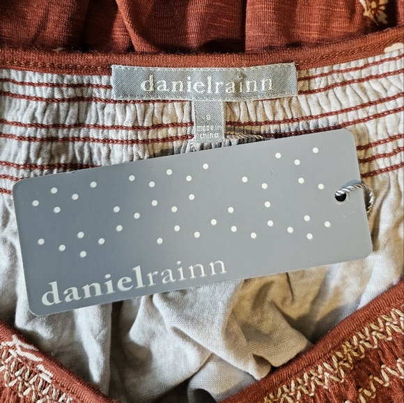 Daniel Rainn, Rust Orange Embroidered 3/4 Sleeve Top Blouse, Size Small, NWT - Picture 8 of 8